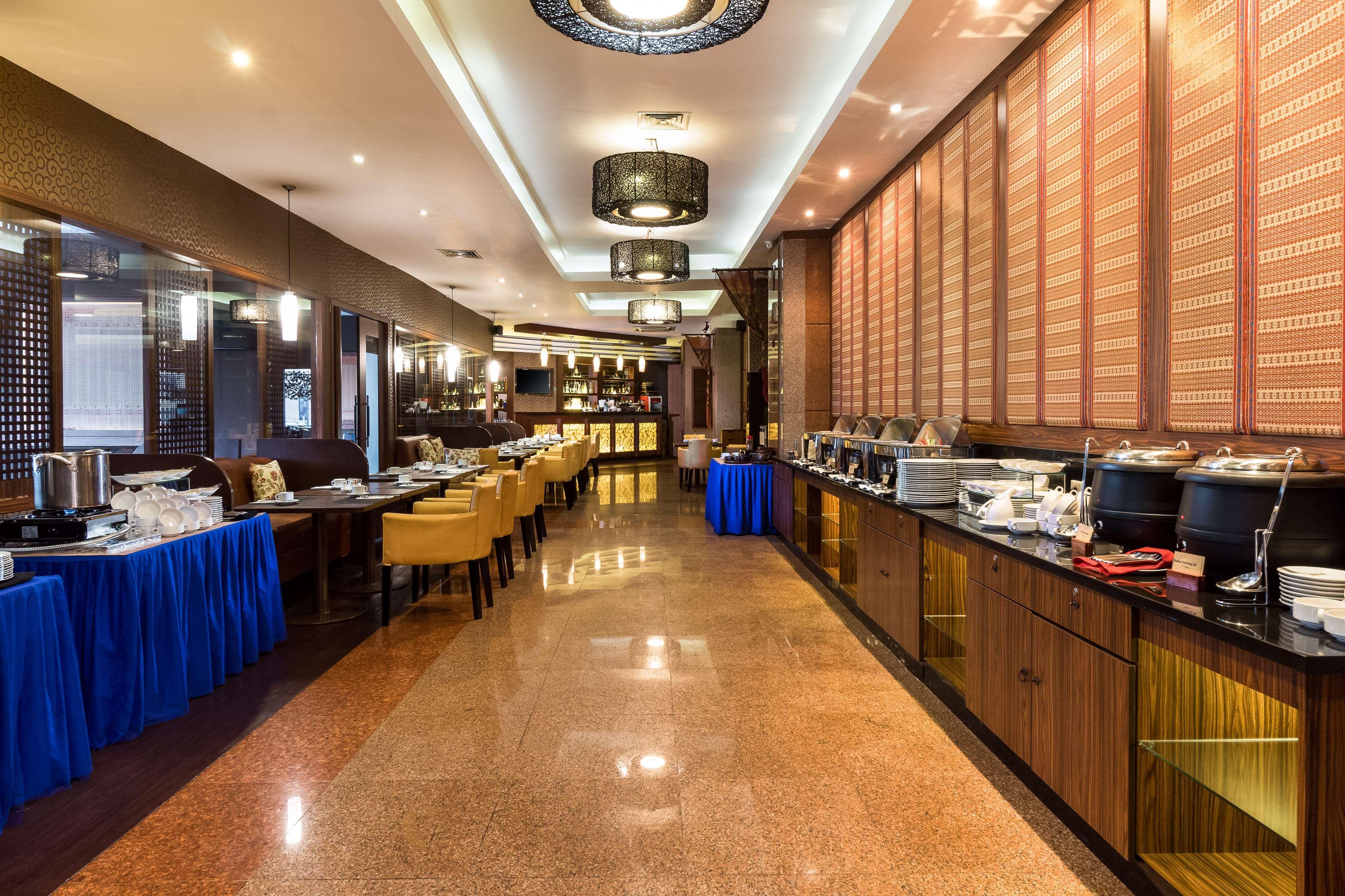 Best Western Plus Taft Inn Экстерьер фото