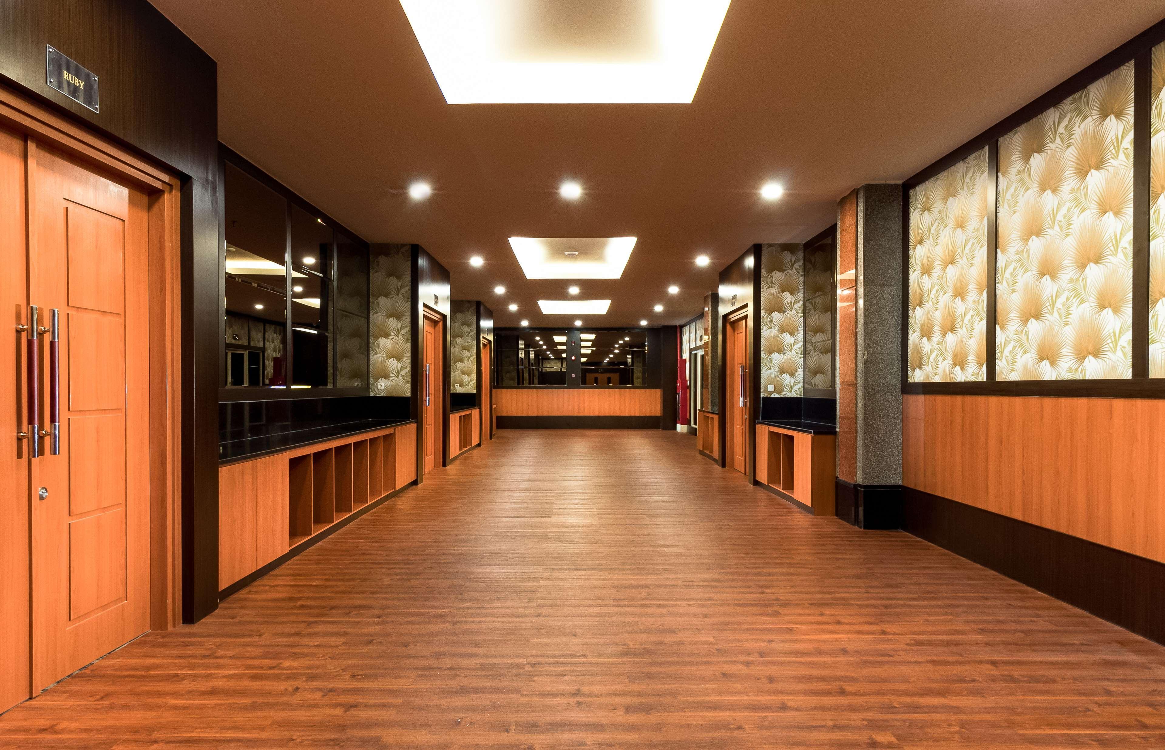 Best Western Plus Taft Inn Экстерьер фото