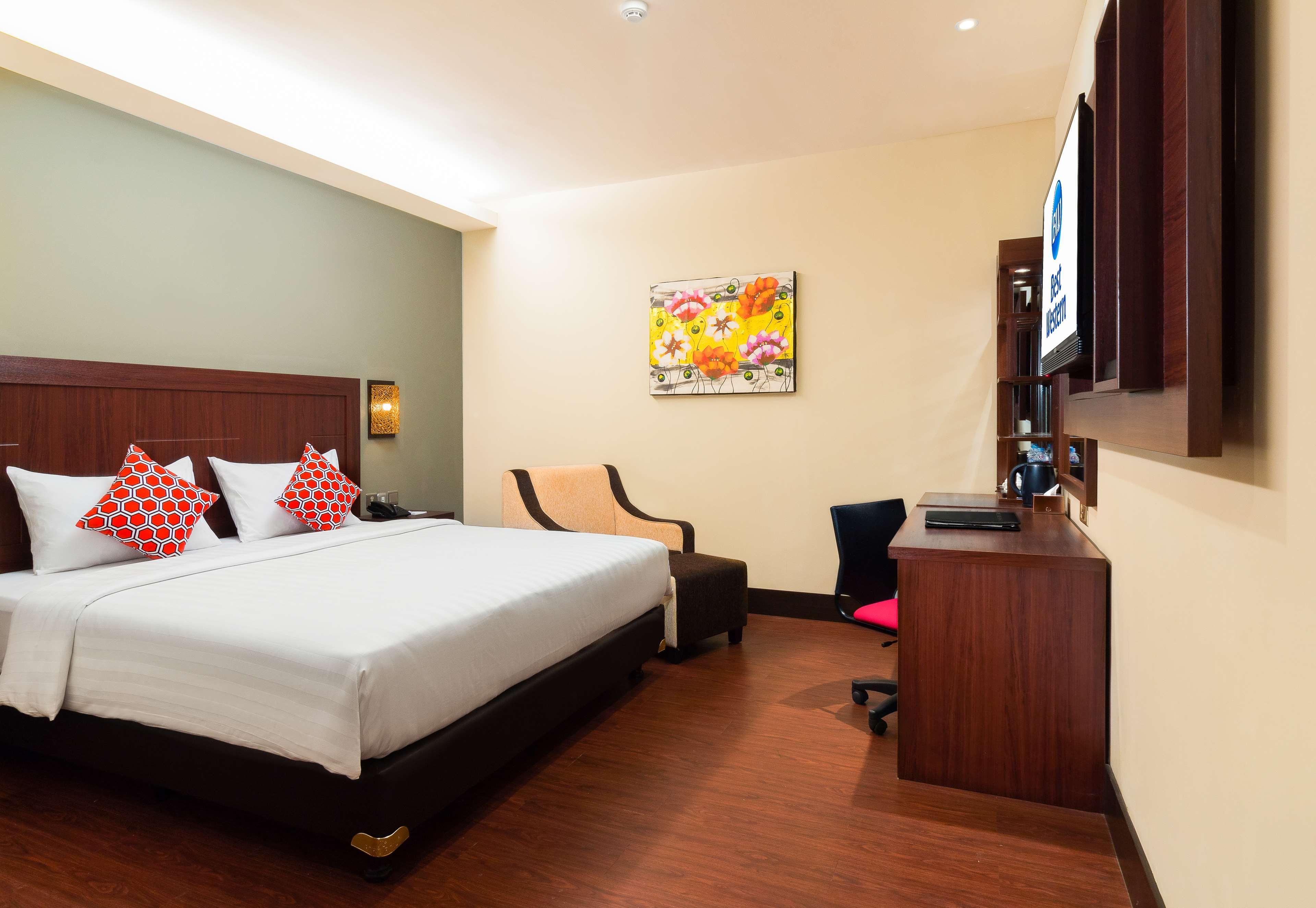 Best Western Plus Taft Inn Экстерьер фото