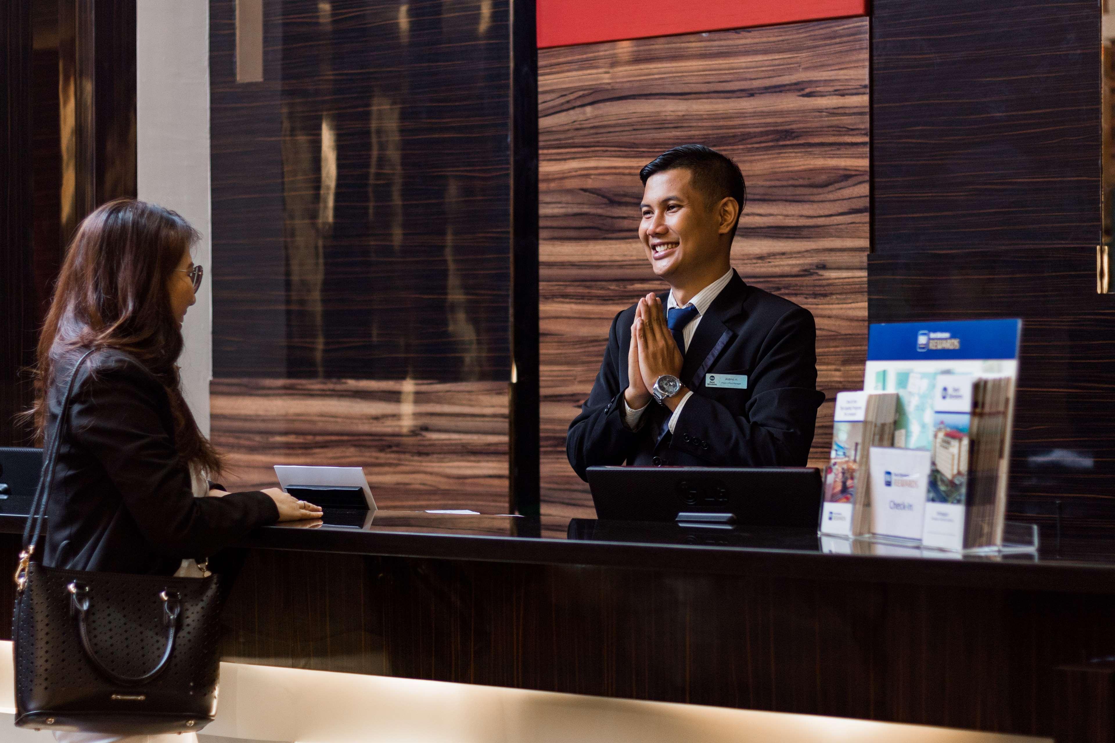 Best Western Plus Taft Inn Экстерьер фото