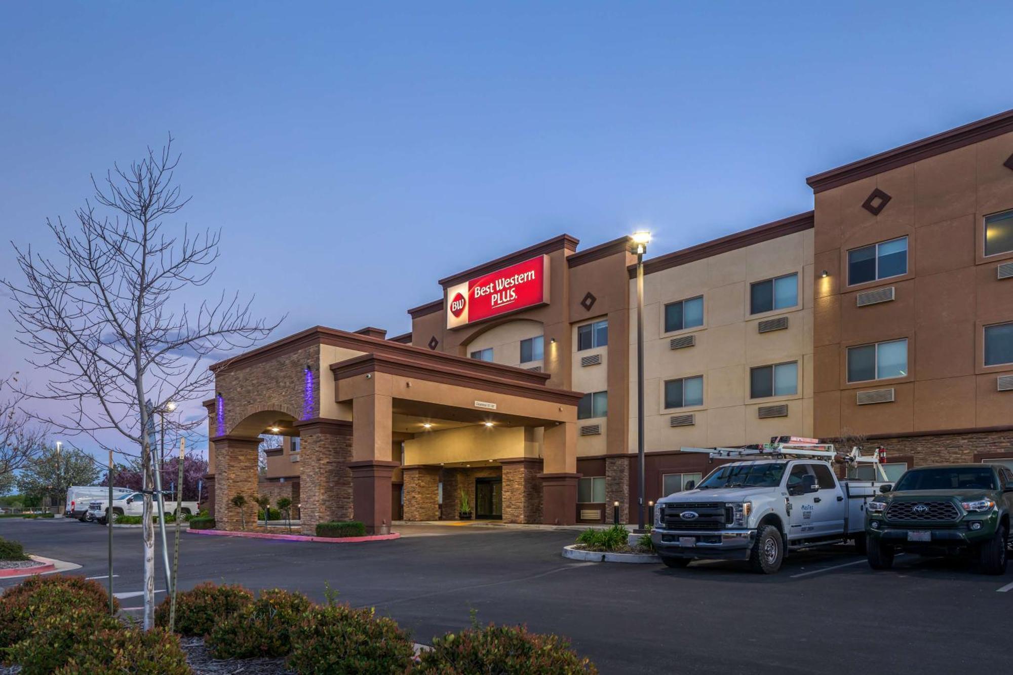 Best Western Plus Taft Inn Экстерьер фото