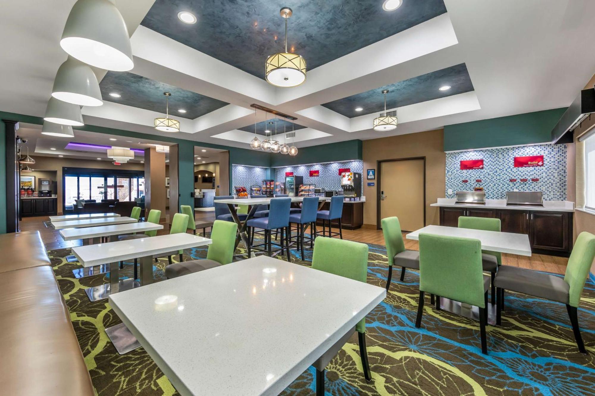 Best Western Plus Taft Inn Экстерьер фото